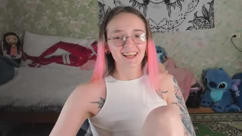 Snapshot of vanilla_arya chatting on 10.19.25 Adelina online show from 10.19.25