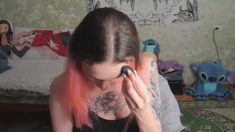 Snapshot of vanilla_arya chatting on 10.23.25 Adelina online show from 10.23.25