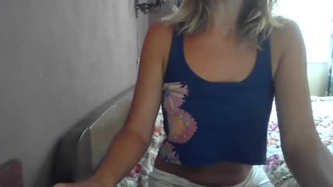 Snapshot of vanillachika205 chatting on 07.10.26 vanillachika205 online show from 07.10.26
