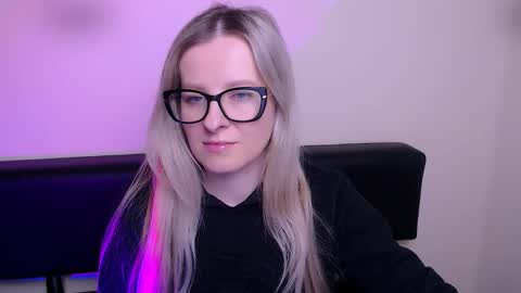 Mia online show from 02.03.26