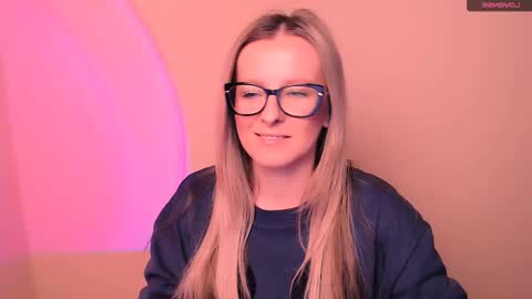 Mia online show from 02.15.26