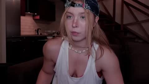 Snapshot of vanillalivitski chatting on 10.10.25 Vanilla online show from 10.10.25