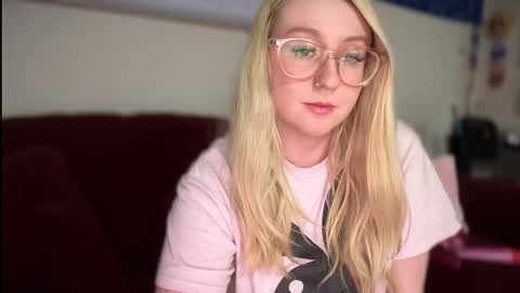 Snapshot of vanillapuddingpie chatting on 03.02.25 vanillapuddingpie online show from 03.02.25