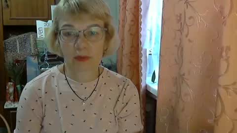 Snapshot of vanillaxcreamy chatting on 12.03.24 Vanillaxcreamy online show from 12.03.24