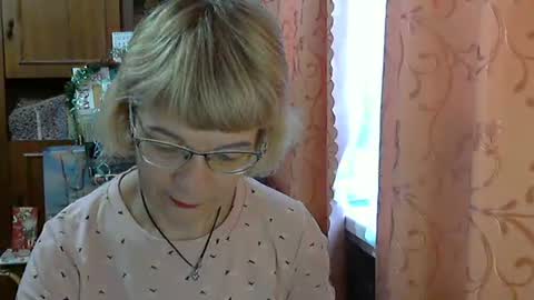 Snapshot of vanillaxcreamy chatting on 12.17.24 Vanillaxcreamy online show from 12.17.24
