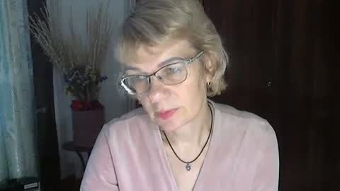 Snapshot of vanillaxcreamy chatting on 12.29.24 Vanillaxcreamy online show from 12.29.24