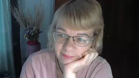 Snapshot of vanillaxcreamy chatting on 01.13.25 Vanillaxcreamy online show from 01.13.25