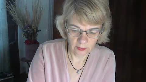 Snapshot of vanillaxcreamy chatting on 01.24.25 Vanillaxcreamy online show from 01.24.25