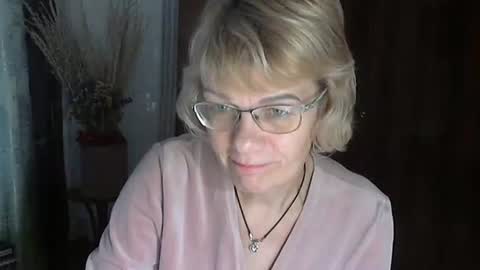 Snapshot of vanillaxcreamy chatting on 01.25.25 Vanillaxcreamy online show from 01.25.25