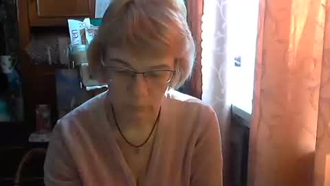 Snapshot of vanillaxcreamy chatting on 02.21.25 Vanillaxcreamy online show from 02.21.25