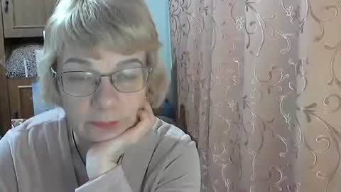 Snapshot of vanillaxcreamy chatting on 02.22.25 Vanillaxcreamy online show from 02.22.25