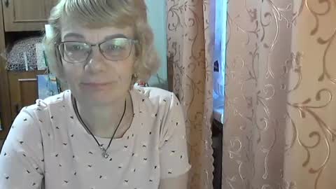 Snapshot of vanillaxcreamy chatting on 03.01.25 Vanillaxcreamy online show from 03.01.25