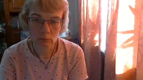Snapshot of vanillaxcreamy chatting on 03.05.25 Vanillaxcreamy online show from 03.05.25
