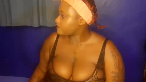 Snapshot of vannah_bae chatting on 02.06.25 vannah_bae online show from 02.06.25