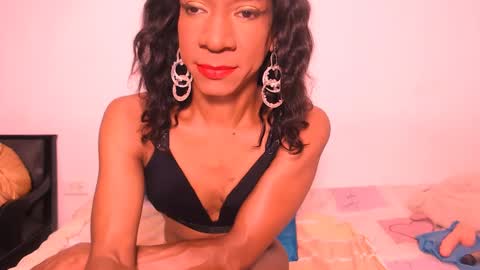 VANNESA online show from 12.13.24