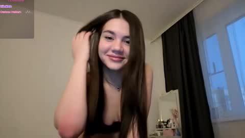 Snapshot of vannessacordoza chatting on 03.18.26 Vanessa online show from 03.18.26