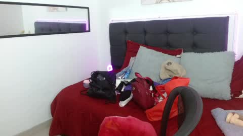 vane online show from 04.18.26