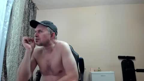 Snapshot of vano_822 chatting on 05.13.26 vano_822 online show from 05.13.26