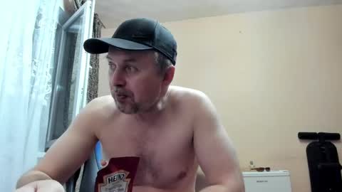 Snapshot of vano_822 chatting on 05.17.26 vano_822 online show from 05.17.26