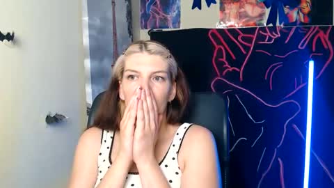 Snapshot of vanrey_ chatting on 06.08.26 Vanessa online show from 06.08.26