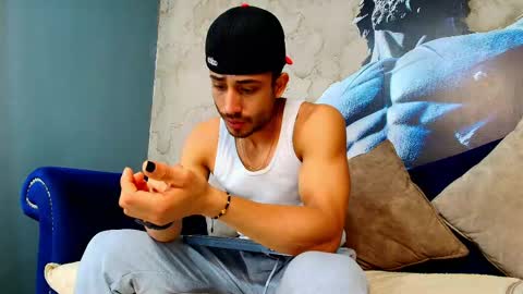 Vans Ross online show from 04.21.26