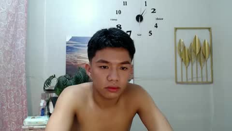 vanxxx2005 online show from 12.19.24