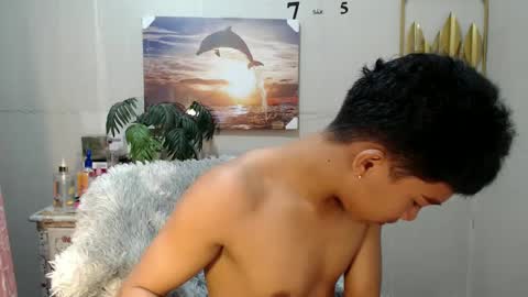 vanxxx2005 online show from 01.05.25