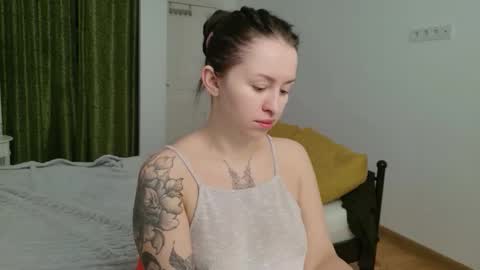 vaolietkat online show from 11.04.25