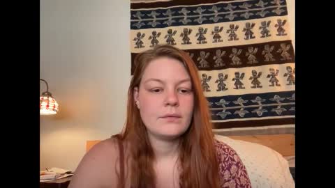Snapshot of varared chatting on 02.02.25 Vara Redbush online show from 02.02.25