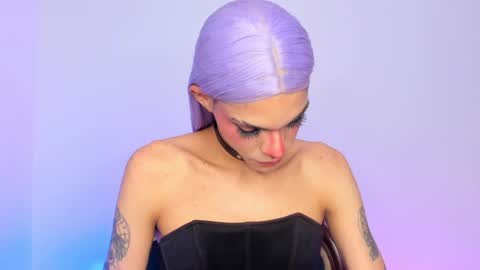  Varya Ferreira - independent model  online show from 10.17.25