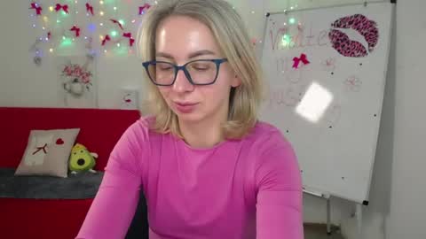 Snapshot of vasilisasii chatting on 05.03.26 Vasilisa online show from 05.03.26