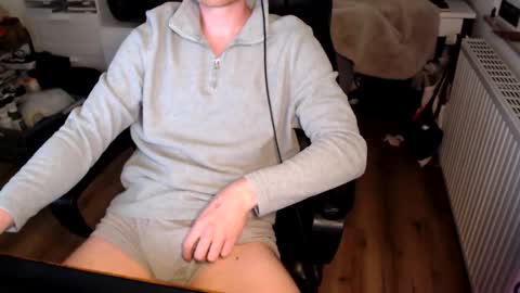 Snapshot of vaslo08 chatting on 05.26.26 Vaslo online show from 05.26.26