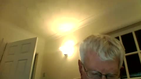 Snapshot of vassus chatting on 11.03.25 vassus online show from 11.03.25