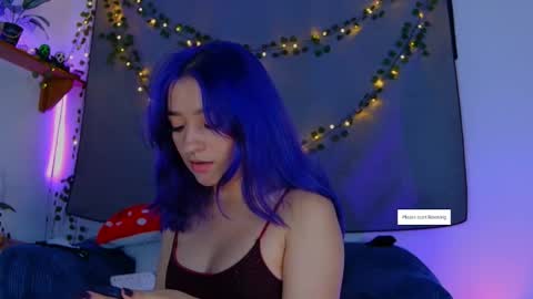 Snapshot of vayolett_dakotta chatting on 11.03.25 Vayolett online show from 11.03.25