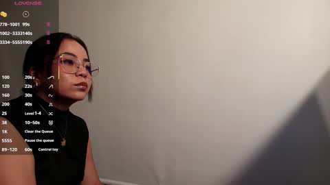 Victoria online show from 09.17.25