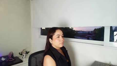 Victoria online show from 10.29.25