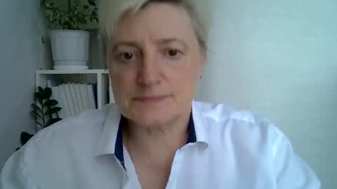 Snapshot of vea_motty chatting on 05.04.26 vea_motty online show from 05.04.26