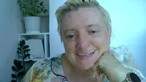 Snapshot of vea_motty chatting on 06.07.26 vea_motty online show from 06.07.26