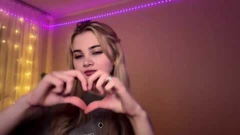 Monika online show from 01.17.26