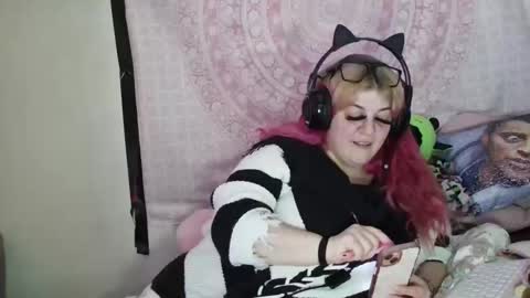 Veronica Lehane online show from 02.06.25