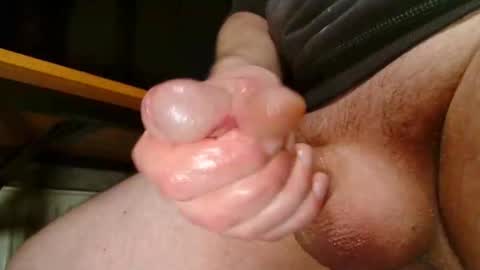 Snapshot of veepz13579 chatting on 10.13.25 Tom online show from 10.13.25