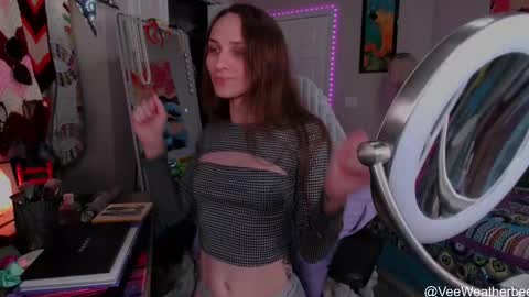 Violet Weatherbee online show from 05.12.26