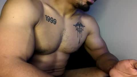 Vegas Love online show from 11.18.25