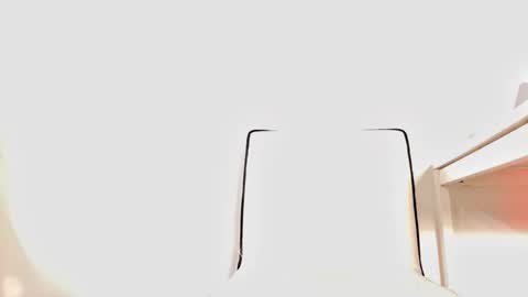 Snapshot of vehe_meneena chatting on 11.05.25 Vehe online show from 11.05.25