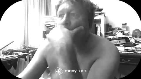 Snapshot of vejun2025 chatting on 10.27.25 vejun2025 online show from 10.27.25