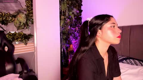 Isabella online show from 02.11.26