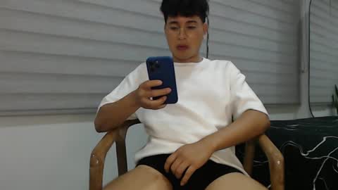 Snapshot of velascosexyboy chatting on 01.11.25 velascosexyboy online show from 01.11.25
