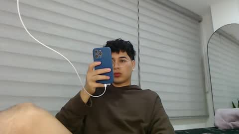 Snapshot of velascosexyboy chatting on 02.06.25 velascosexyboy online show from 02.06.25