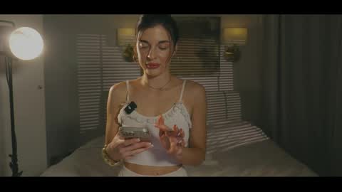 Snapshot of velavelle chatting on 06.03.26 Try to unlock online show from 06.03.26
