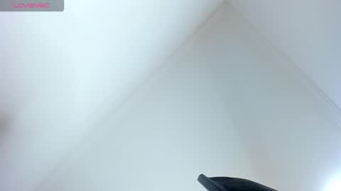 Snapshot of velez_isa chatting on 02.12.26 velez_isa online show from 02.12.26